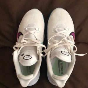 Nike Air Zoom BB NXT